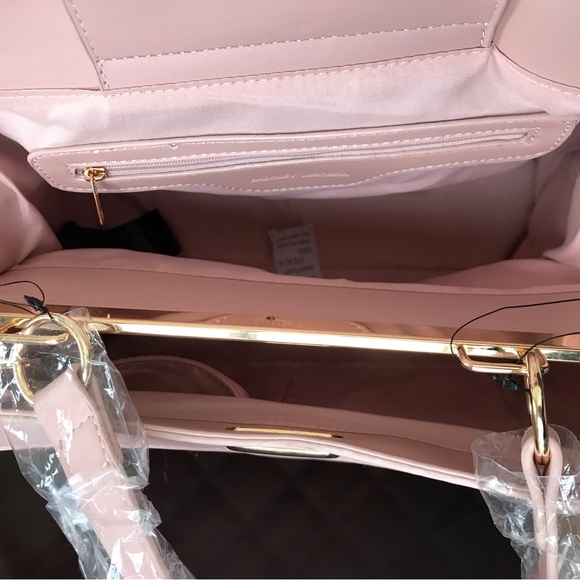 Badgley Mischka Quilted Tote Purse NWT - Picture 9 of 15